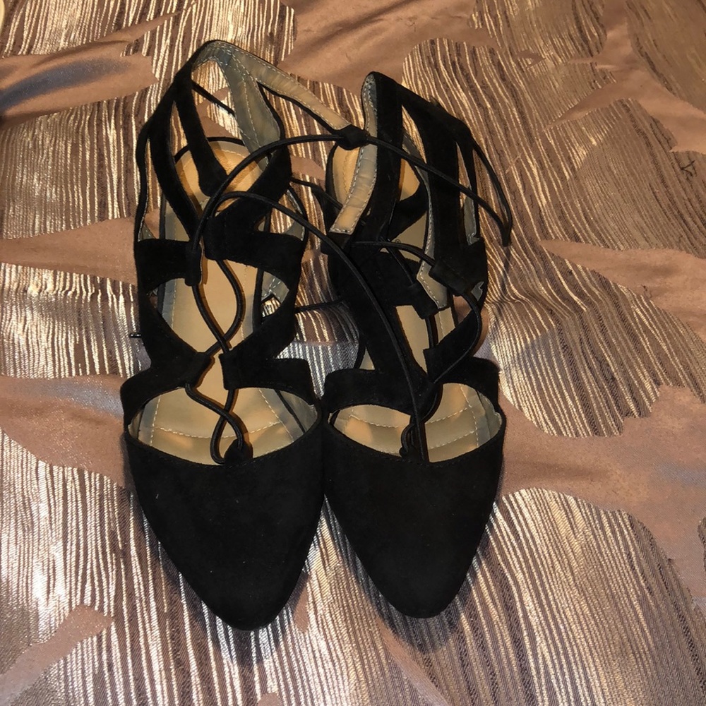 Black platforms